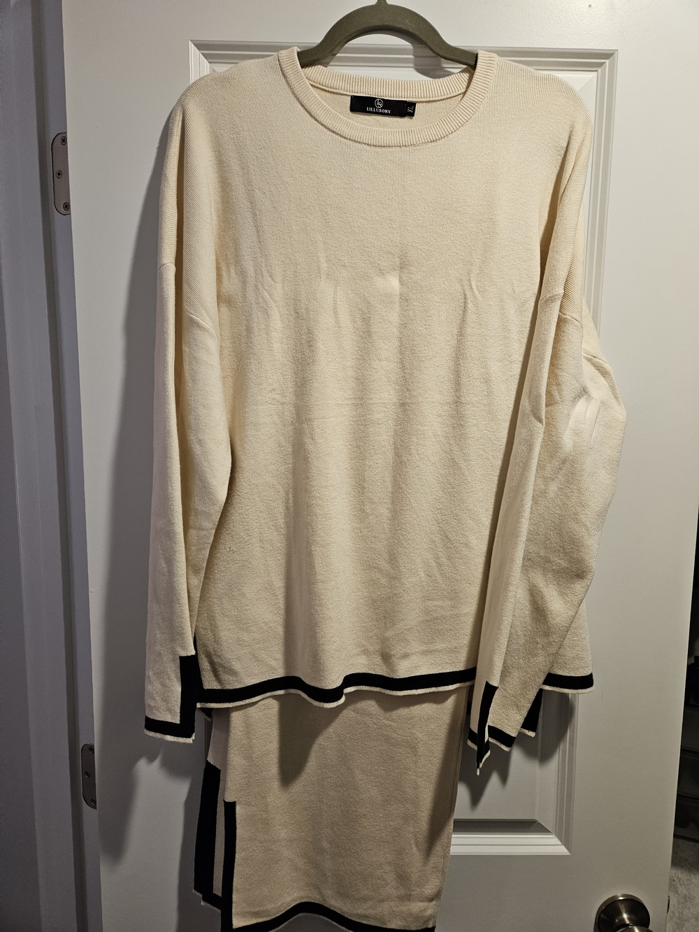 Cream Two-Piece Knit Top and Wide Leg Pant Set with Black Trim - Picture 2 of 8